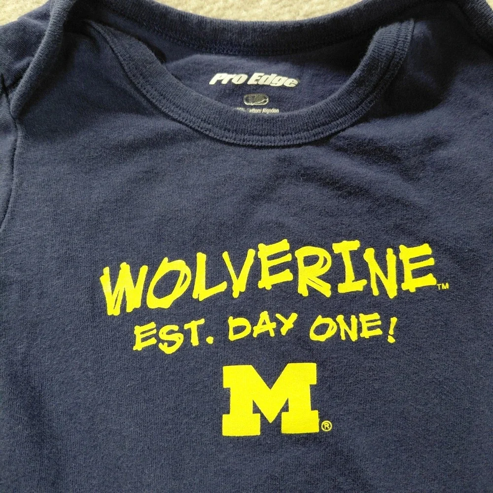 University of Michigan baby body suit (2 pack) 3-6 months